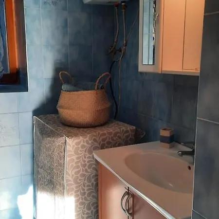 Casa Indipendente Val D'ayas - Saint Anselme بيت للعطل *